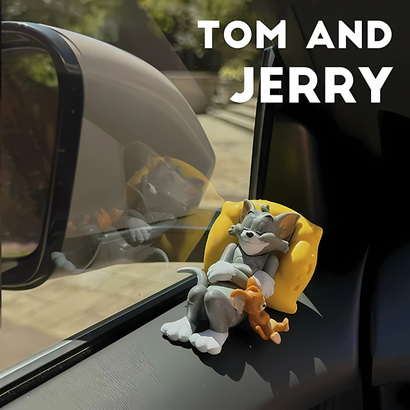 CarCharm 1+1 ILMAINEN: Tom Ja Jerry Leikkisä Kojelauta Koriste