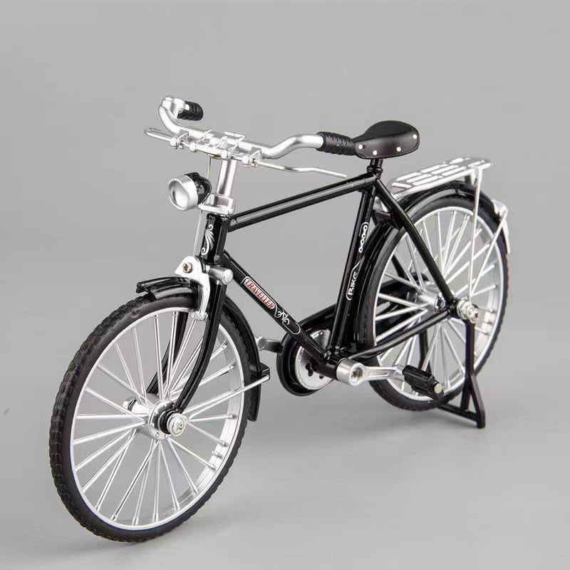 Kletshuts™ Bicycle - Tee-Se-Itse Polkupyörän Mallivaakalelu