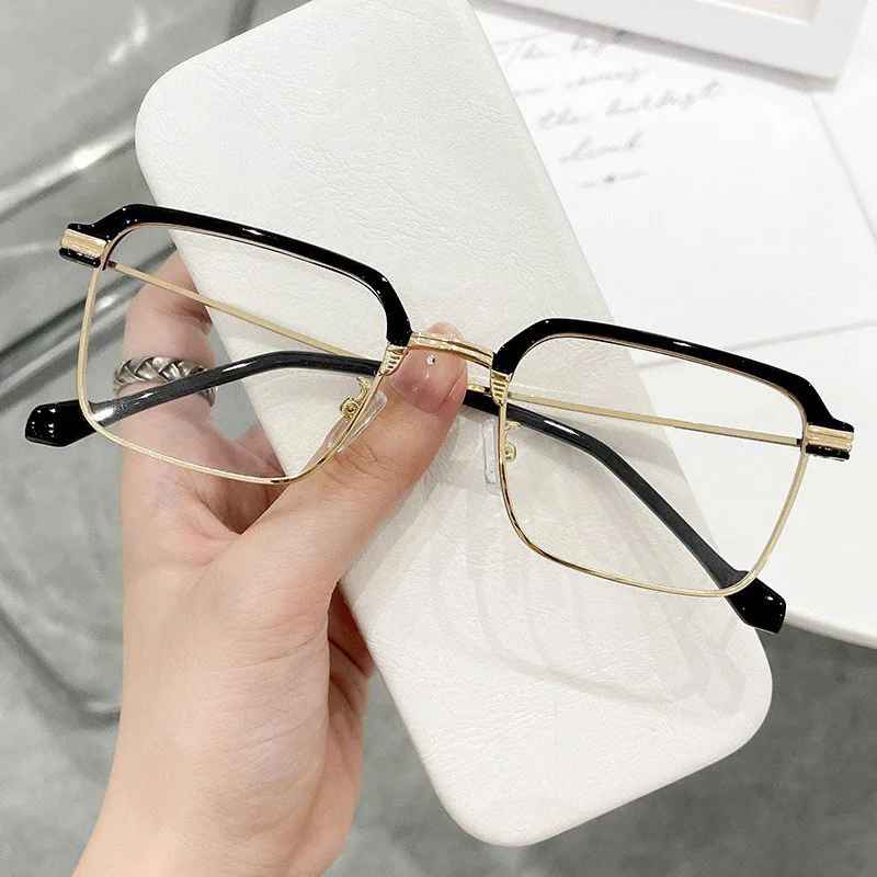 VisionGlasses 1+1 ILMAISEKSI: Kapea Istuvuus Anti-Sininen Kevyt Suojaus Visio Lasit