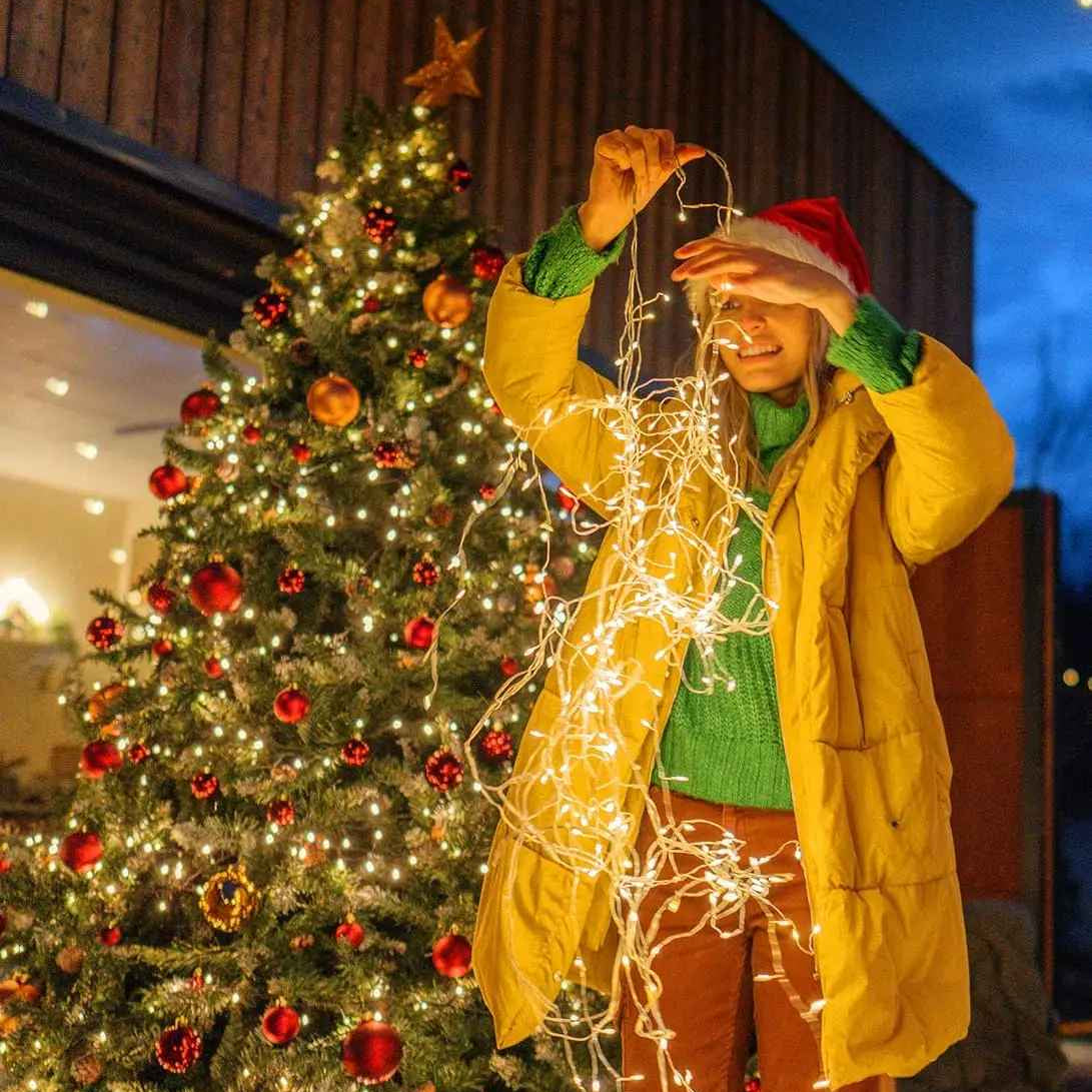 Ledsen™ FairyLights: Säteilevä Ilotulitus Lanka LED Jono Keiju Valot