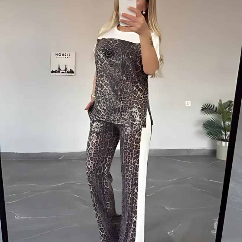 Icone™ LeopardOutfit: Koko Päivän Mukavuus Kanssa 2-Osainen Leopard Asu Setti