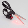 Globetrek° LaserScissors 1+1 ILMAINEN: Tarkka Leikkaus Laserohjattu Monikäyttöinen Sakset